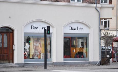 Bee Lee